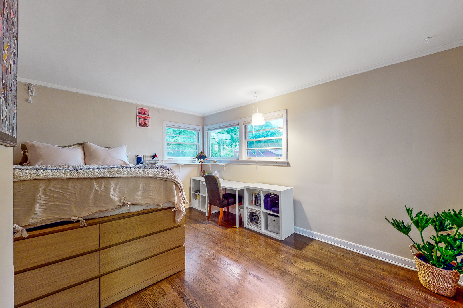 823 South Western Avenue Park Ridge, IL 60068 - Photo 21 of 39 a bedroom with furniture and a wooden floor