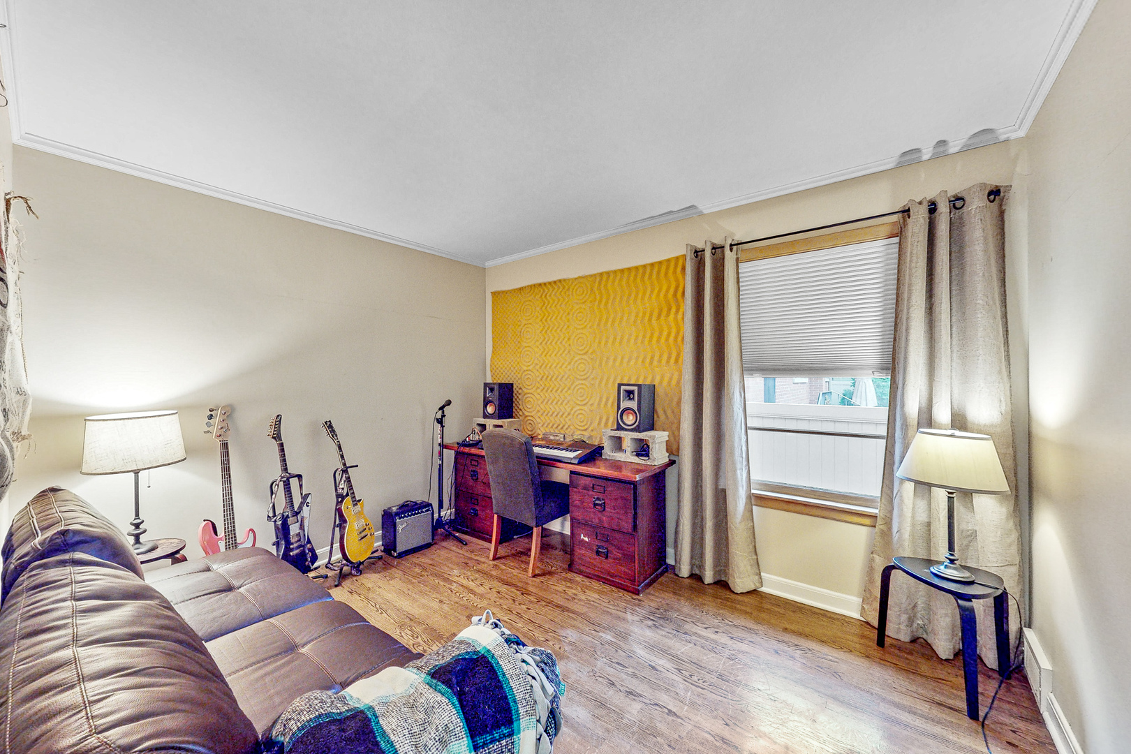 823 South Western Avenue Park Ridge, IL 60068 - Photo 24 of 39 a view of a bedroom with furniture and windows