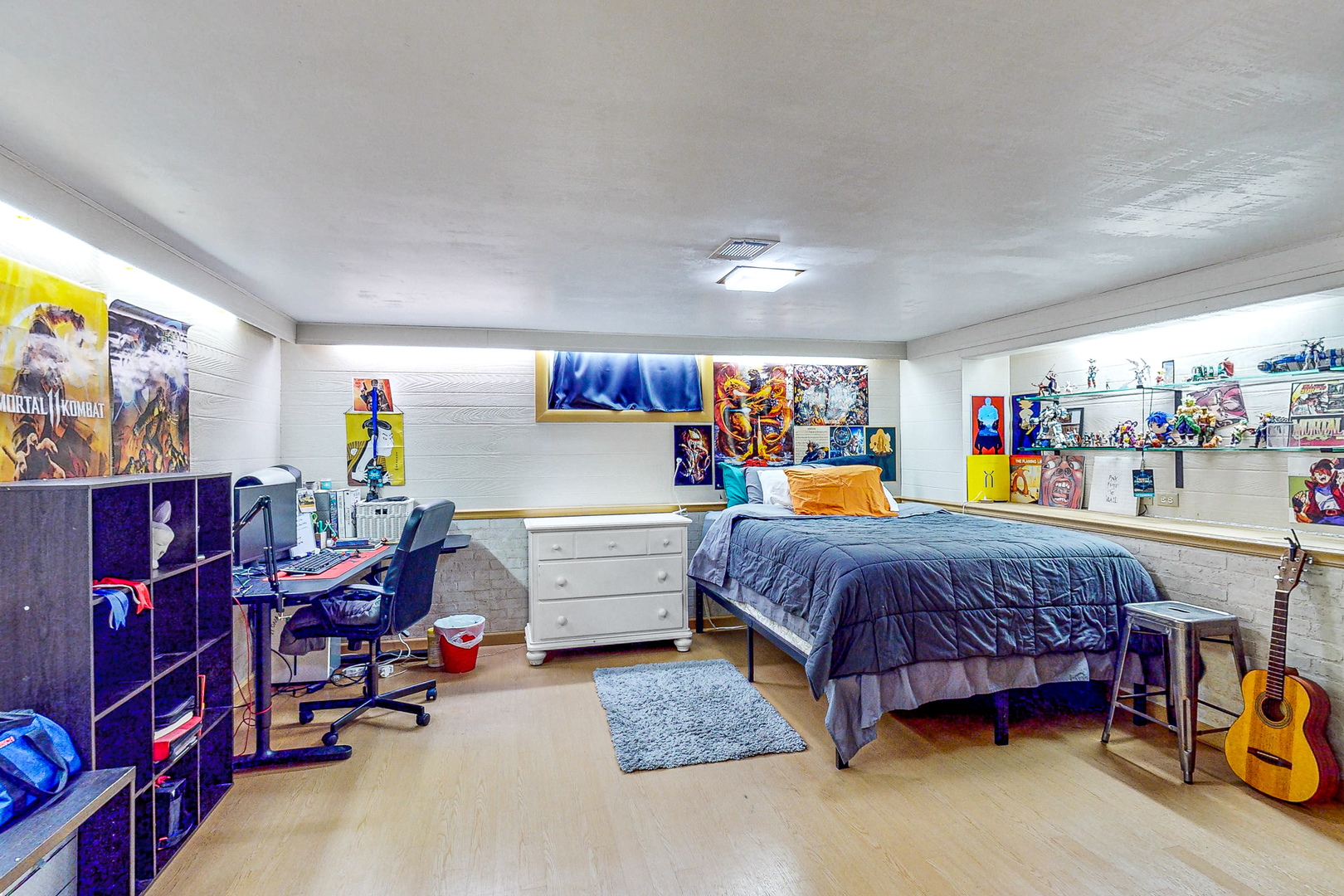 823 South Western Avenue Park Ridge, IL 60068 - Photo 31 of 39 a bedroom with furniture and a baby crib