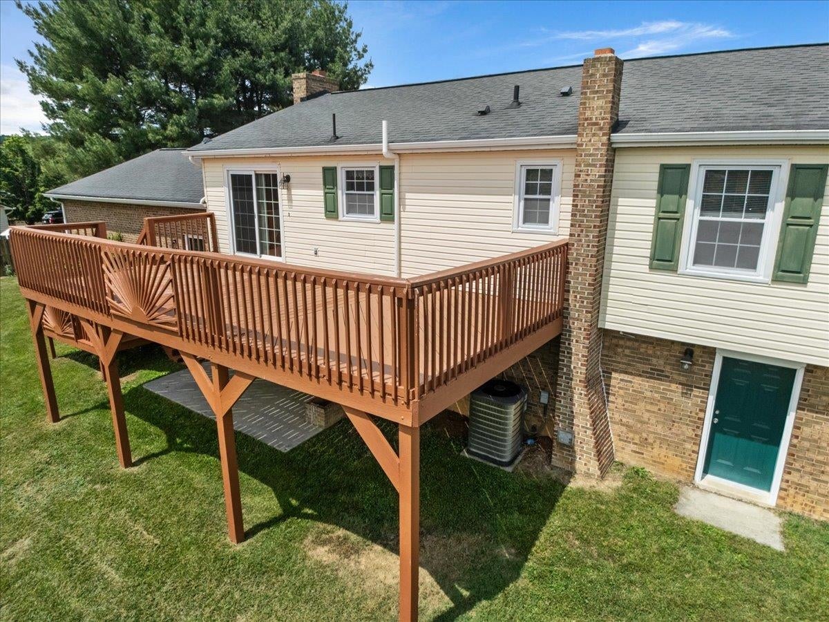 5423 Ridgeview Way, Unit WAYE Dublin, VA 24084 - Photo 69 of 96 Gallery Image 69