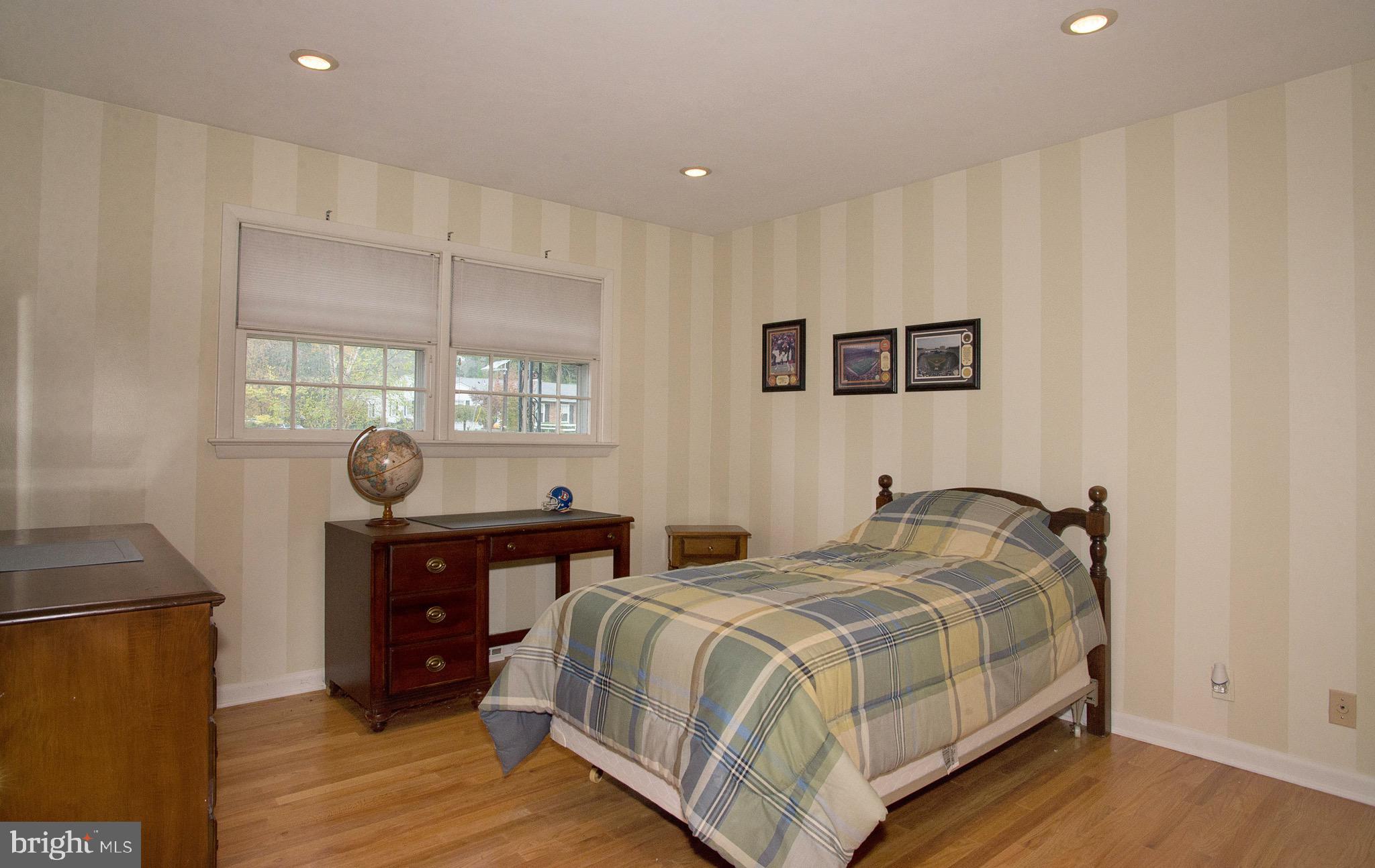 22 Farm Road Ewing, NJ 08638 - Photo 14 of 25