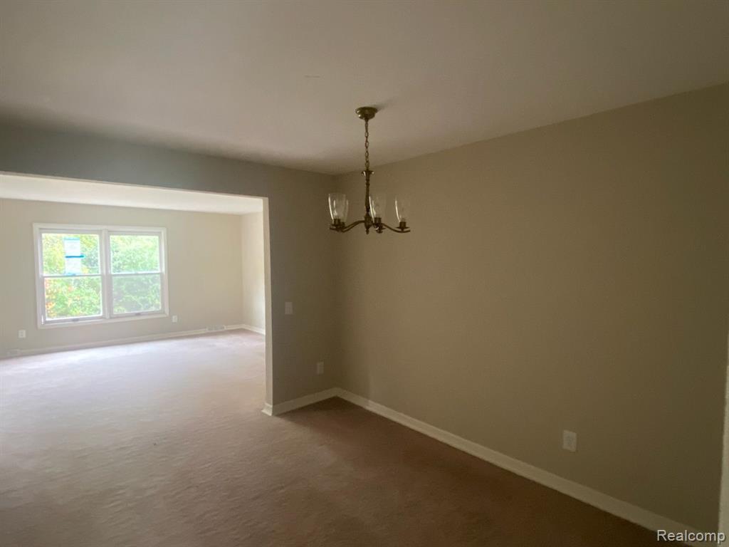 12037 Davison Road Davison, MI 48423 - Photo 8 of 32