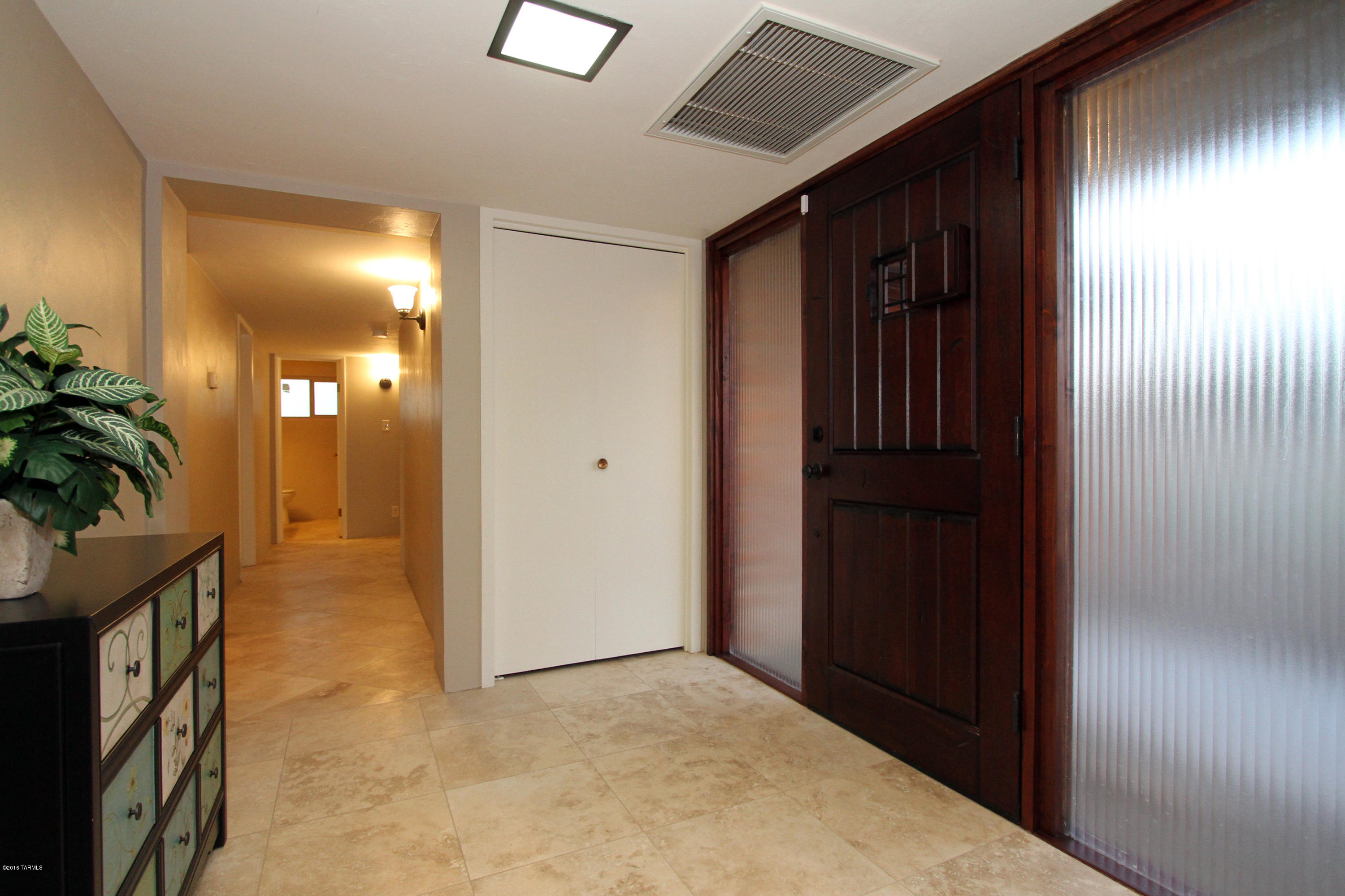 1358 West Roller Coaster Road Tucson, AZ 85704 - Photo 17 of 23 Gallery Image 17