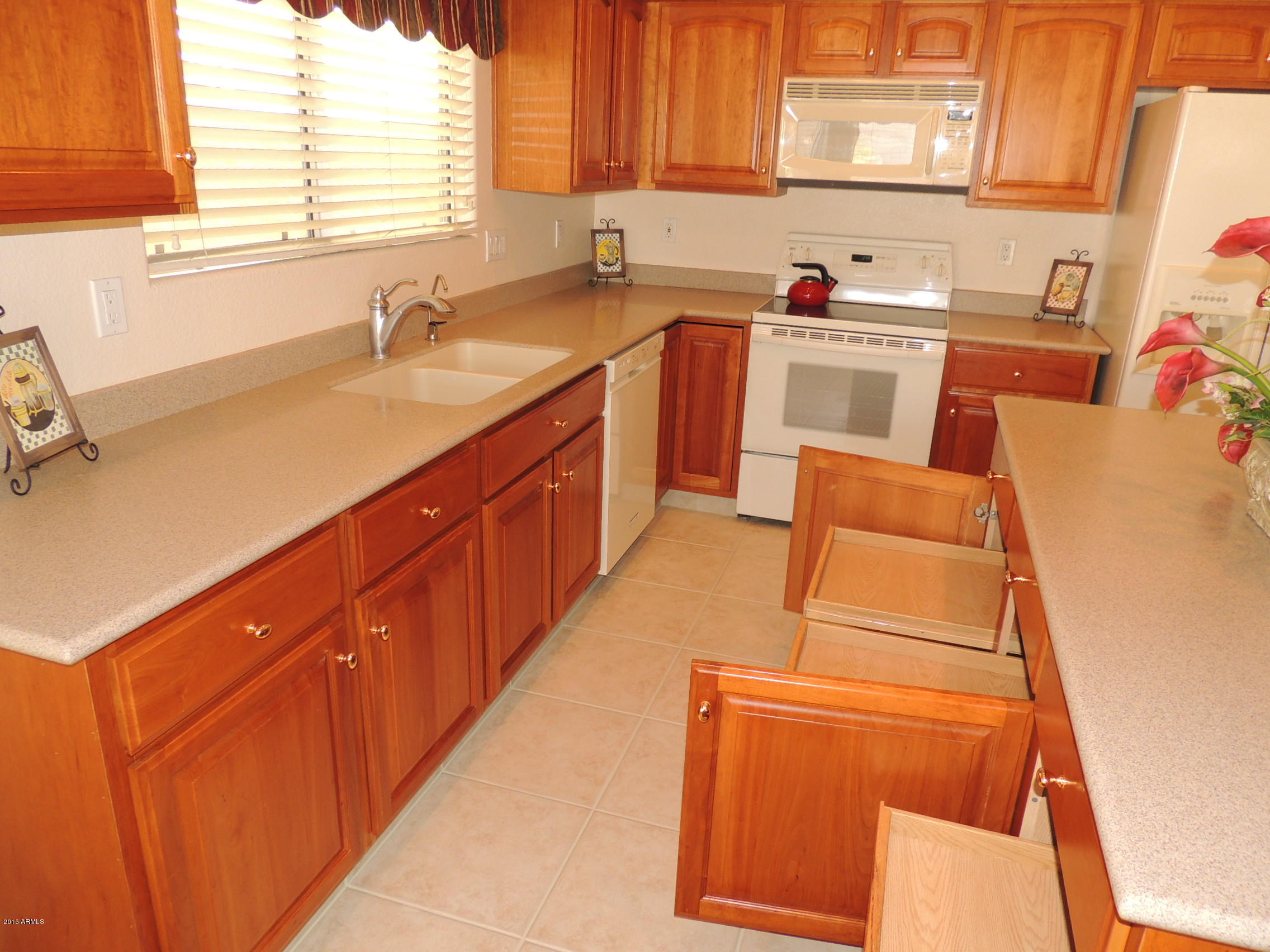 4166 East Rockledge Road Phoenix, AZ 85044 - Photo 4 of 27 rockledge 4166 028