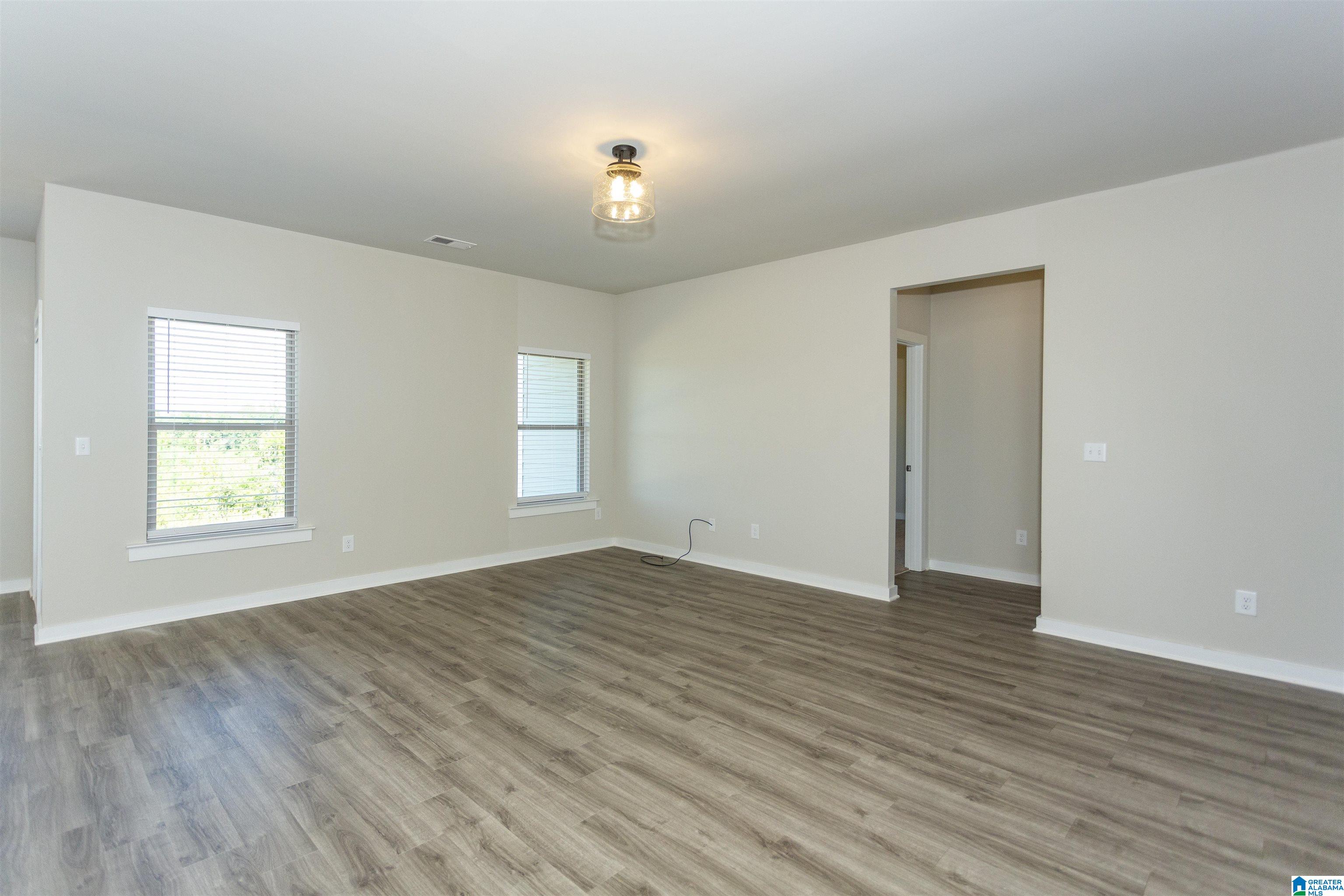 270 Ridgeview Circle Jemison, AL 35085 - Photo 17 of 45