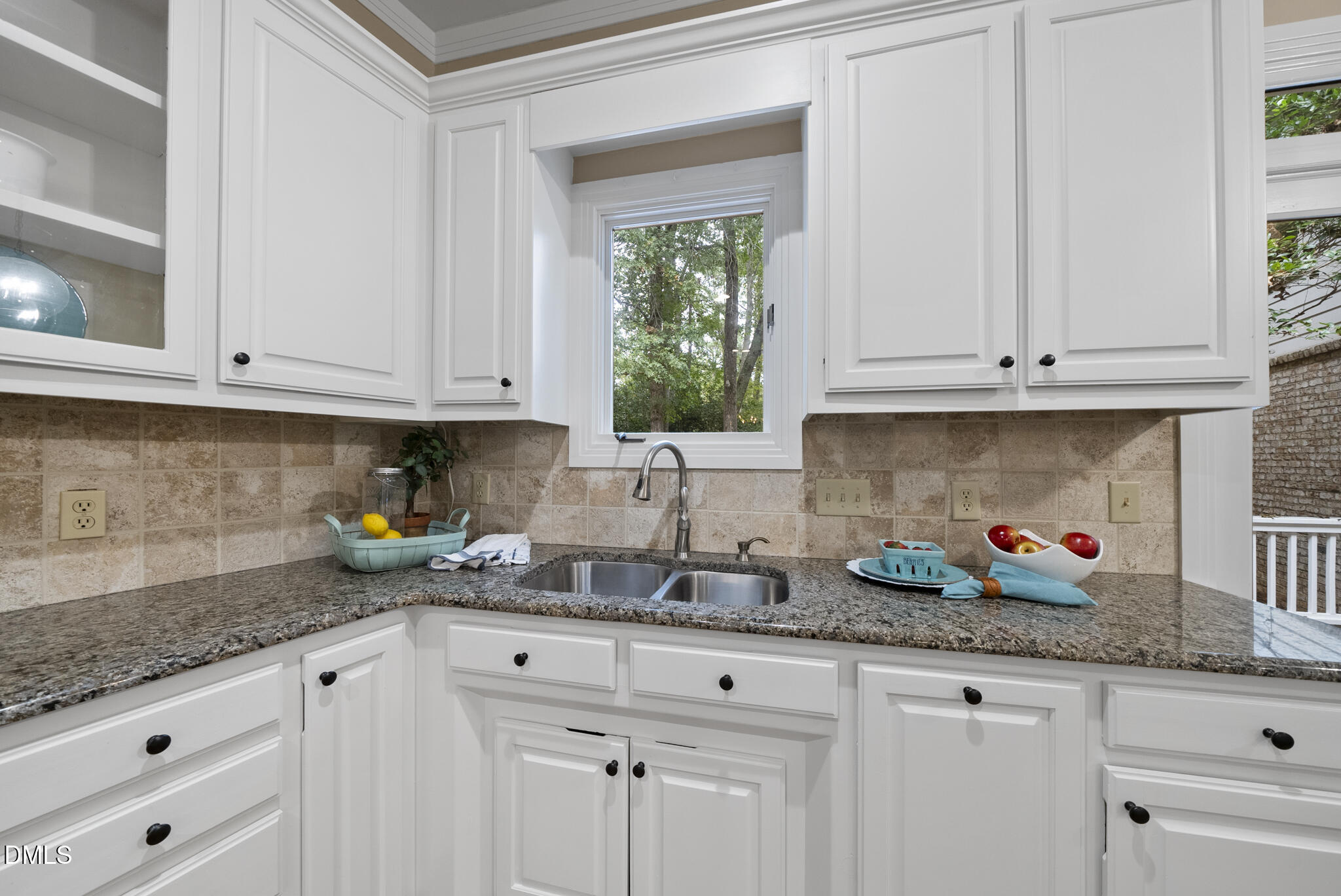 10608 Dunhill Terrace Raleigh, NC 27615 - Photo 9 of 37 DSC06066