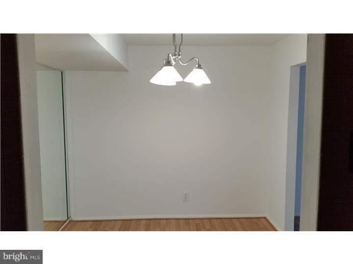 13066 Townsend Road, Unit K4 Philadelphia, PA 19154 - Photo 3 of 8 Dining Room