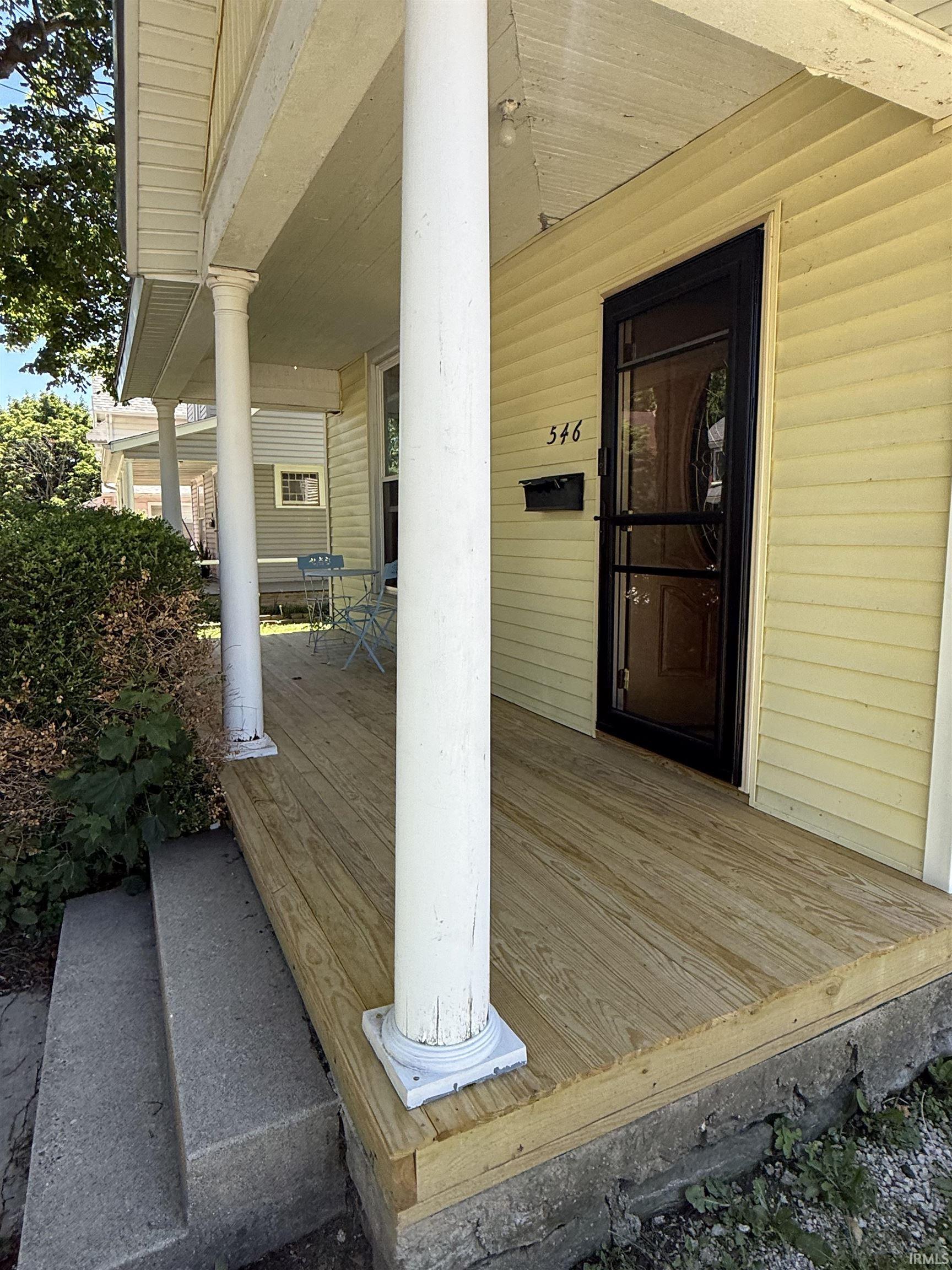546 Charles Street Huntington, IN 46750 - Photo 2 of 25