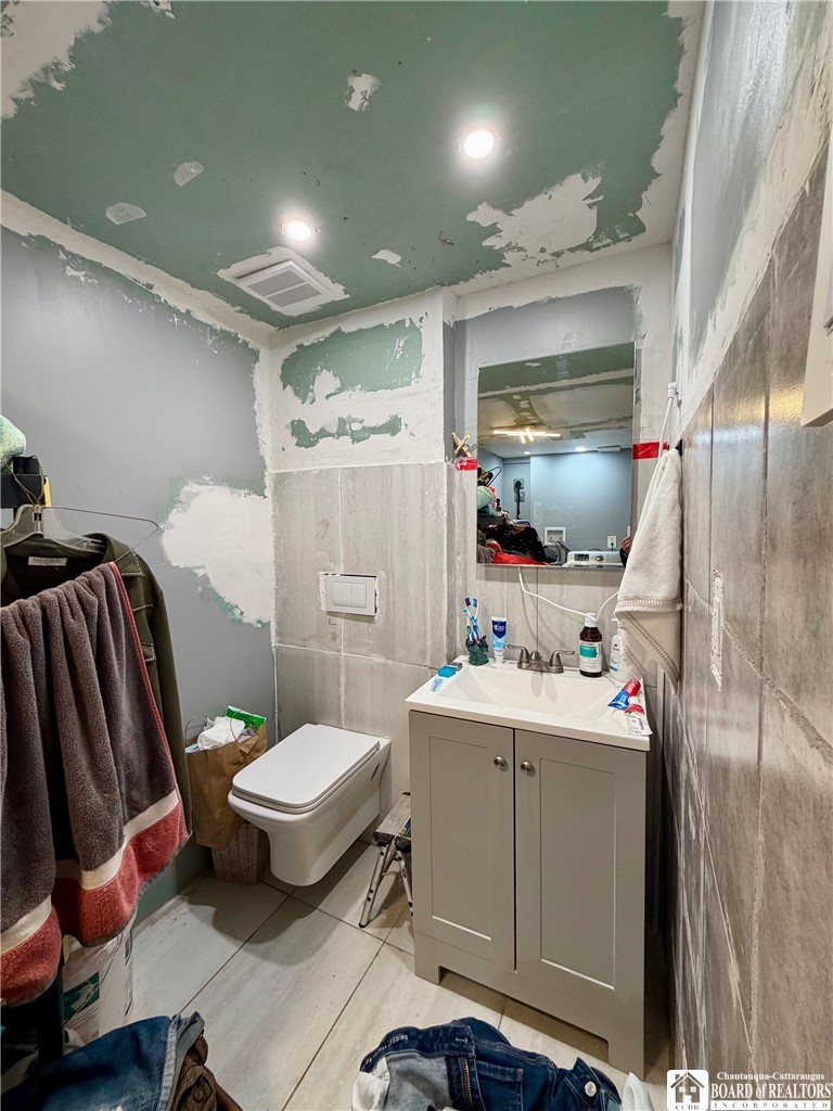 58 Ruggles Street Dunkirk, NY 14048 - Photo 10 of 19