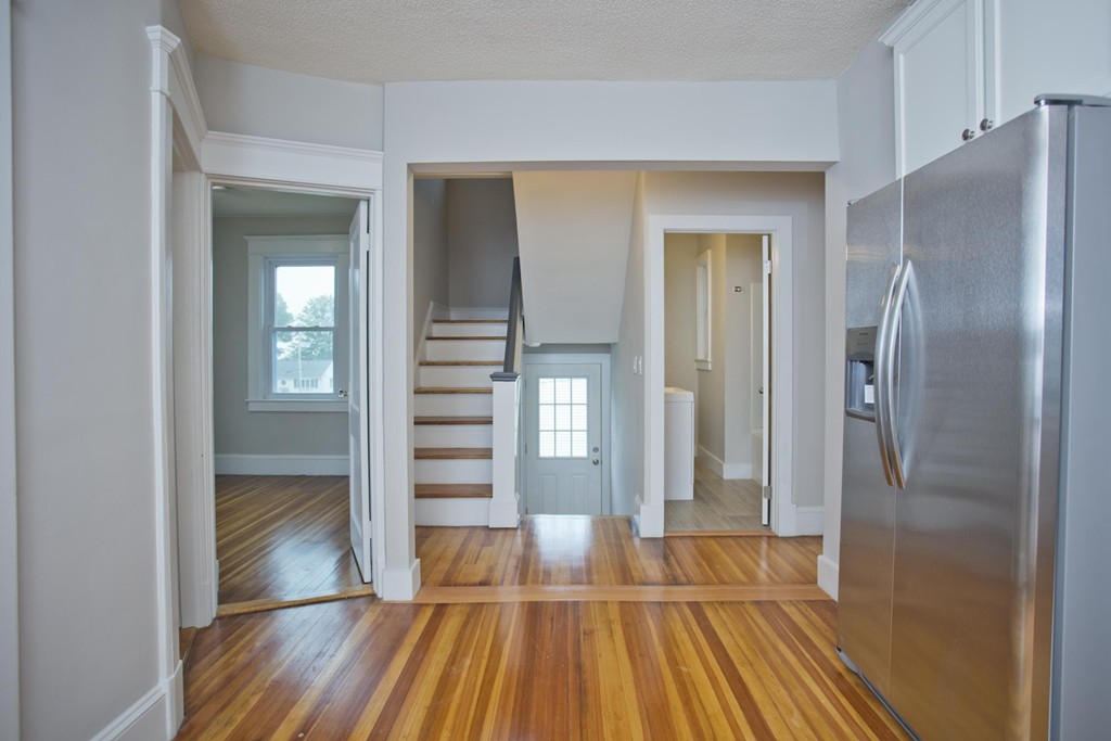 44 Ridgeway Street Holyoke, MA 01040 - Photo 18 of 29 Gallery Image 18
