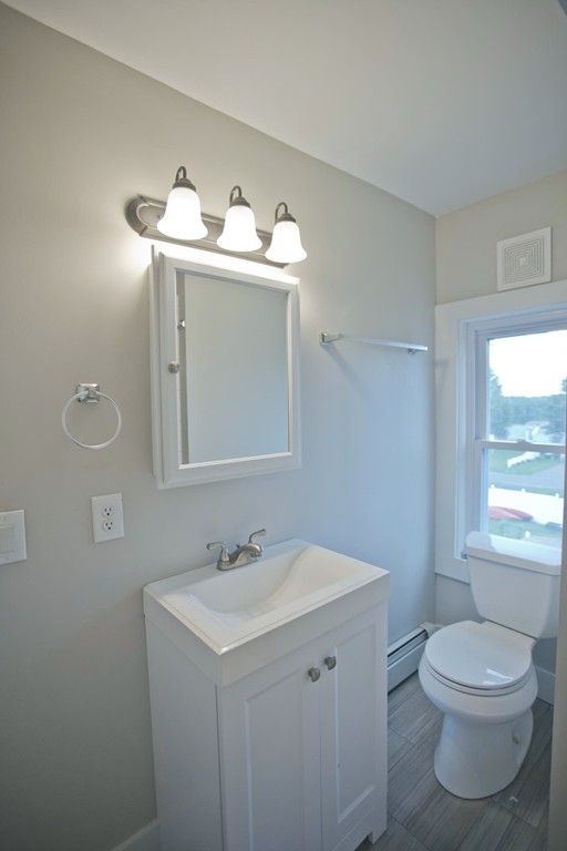 44 Ridgeway Street Holyoke, MA 01040 - Photo 24 of 29 Gallery Image 24