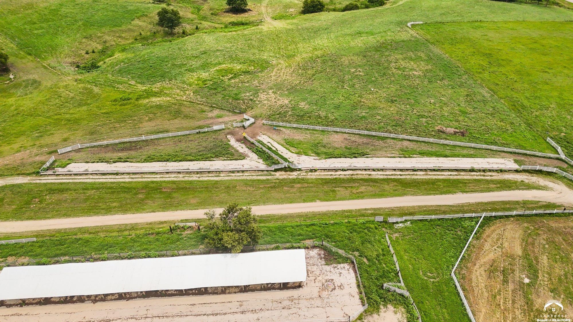 198 North 1250th Road Berryton, KS 66409 - Photo 16 of 46 Gallery Image 16