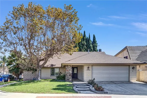 $5,495 | 13692 Solitaire Way, Irvine, CA 92620