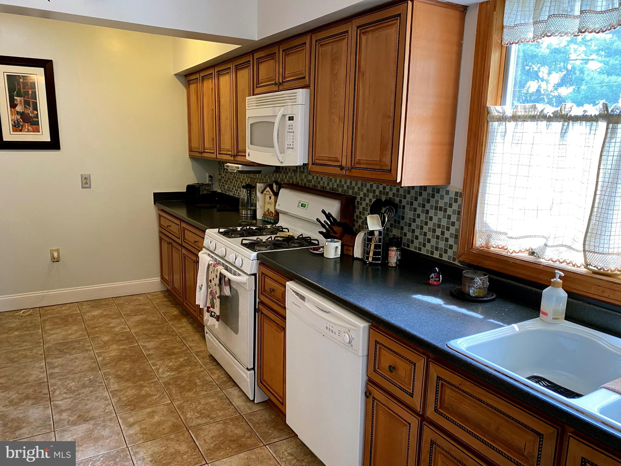 7 Northship Road Baltimore, MD 21222 - Photo 17 of 53