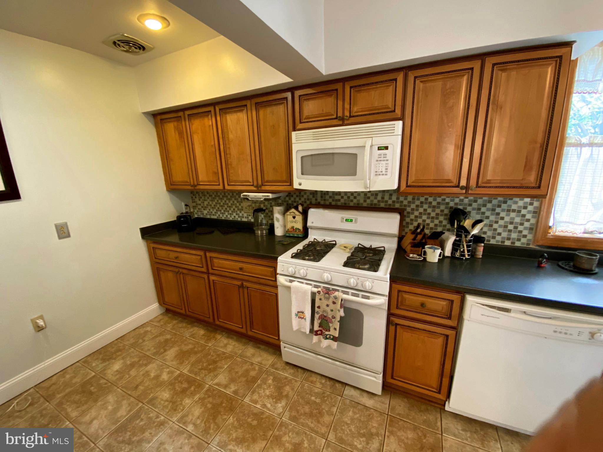 7 Northship Road Baltimore, MD 21222 - Photo 18 of 53