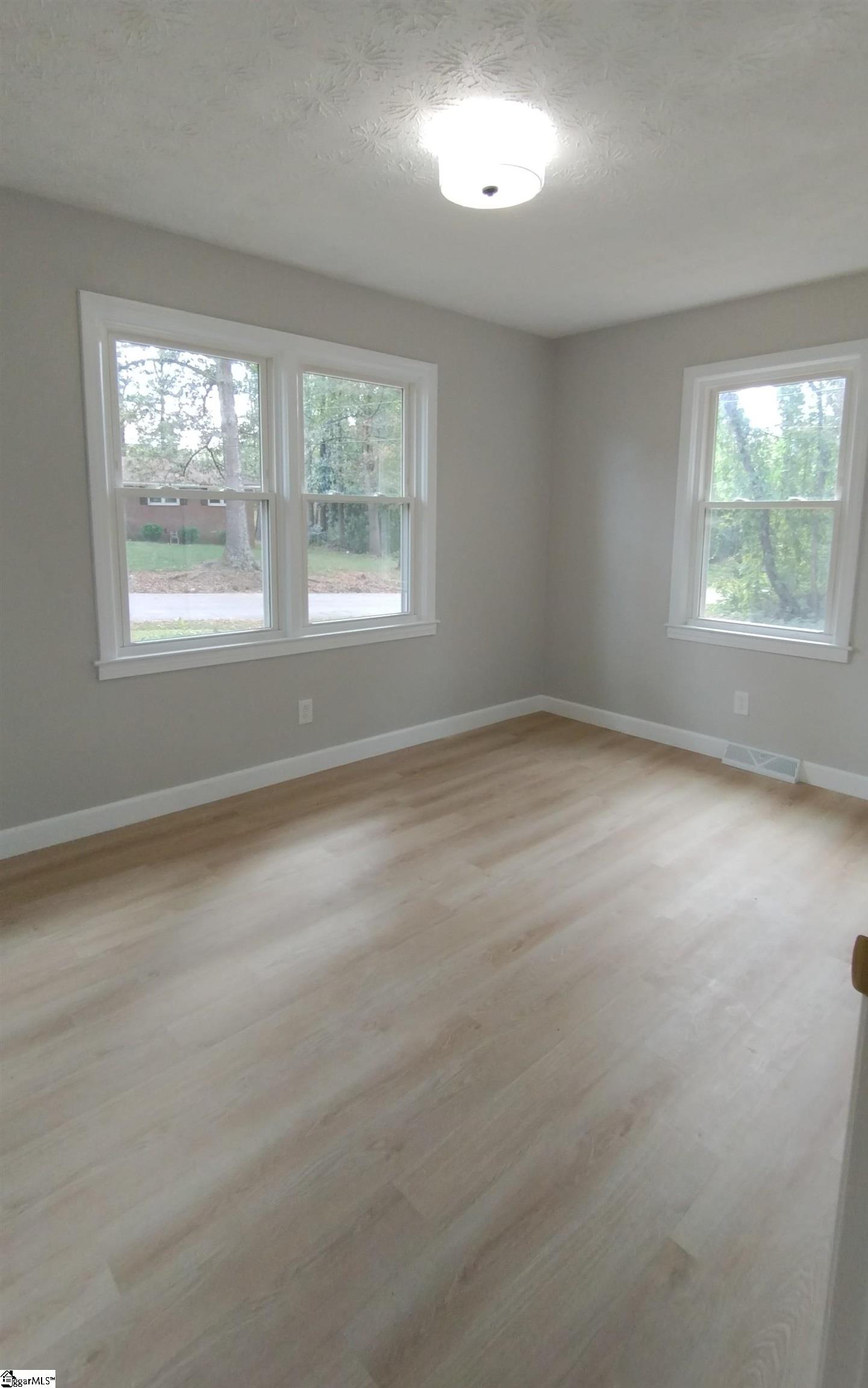 226 Gin Road Piedmont, SC 29673 - Photo 8 of 15 Gallery Image 8