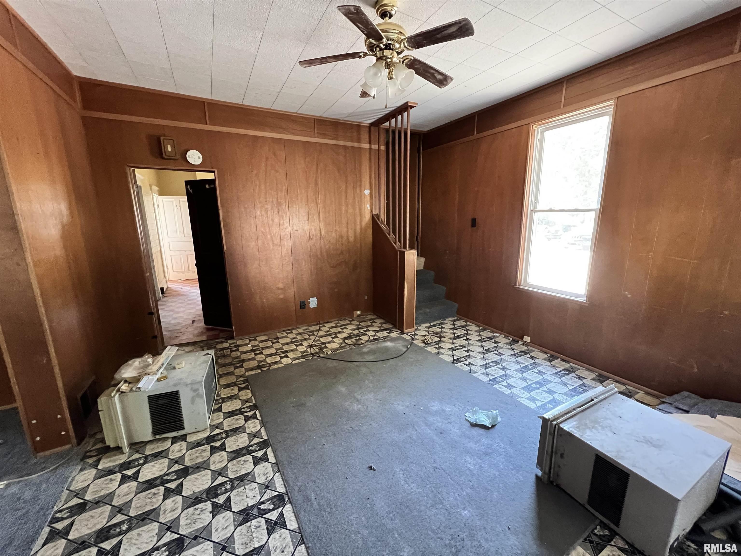 830 South College Street Springfield, IL 62704 - Photo 5 of 8