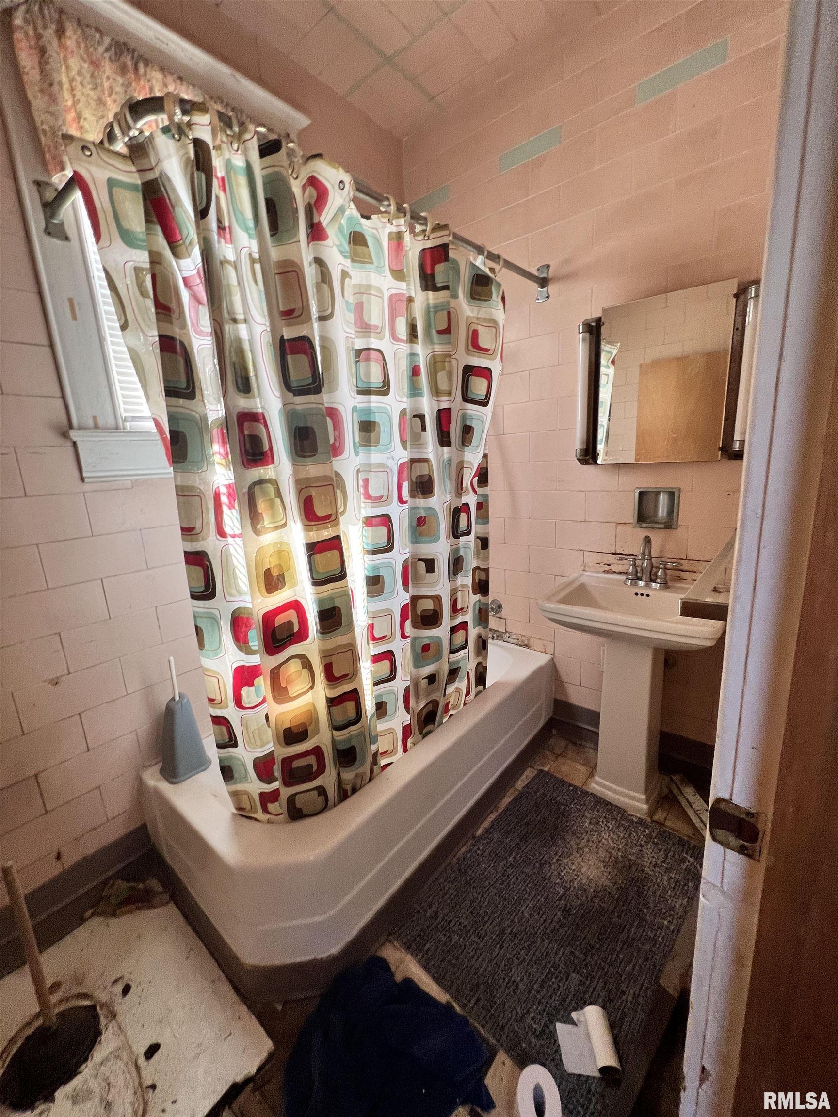 830 South College Street Springfield, IL 62704 - Photo 7 of 8