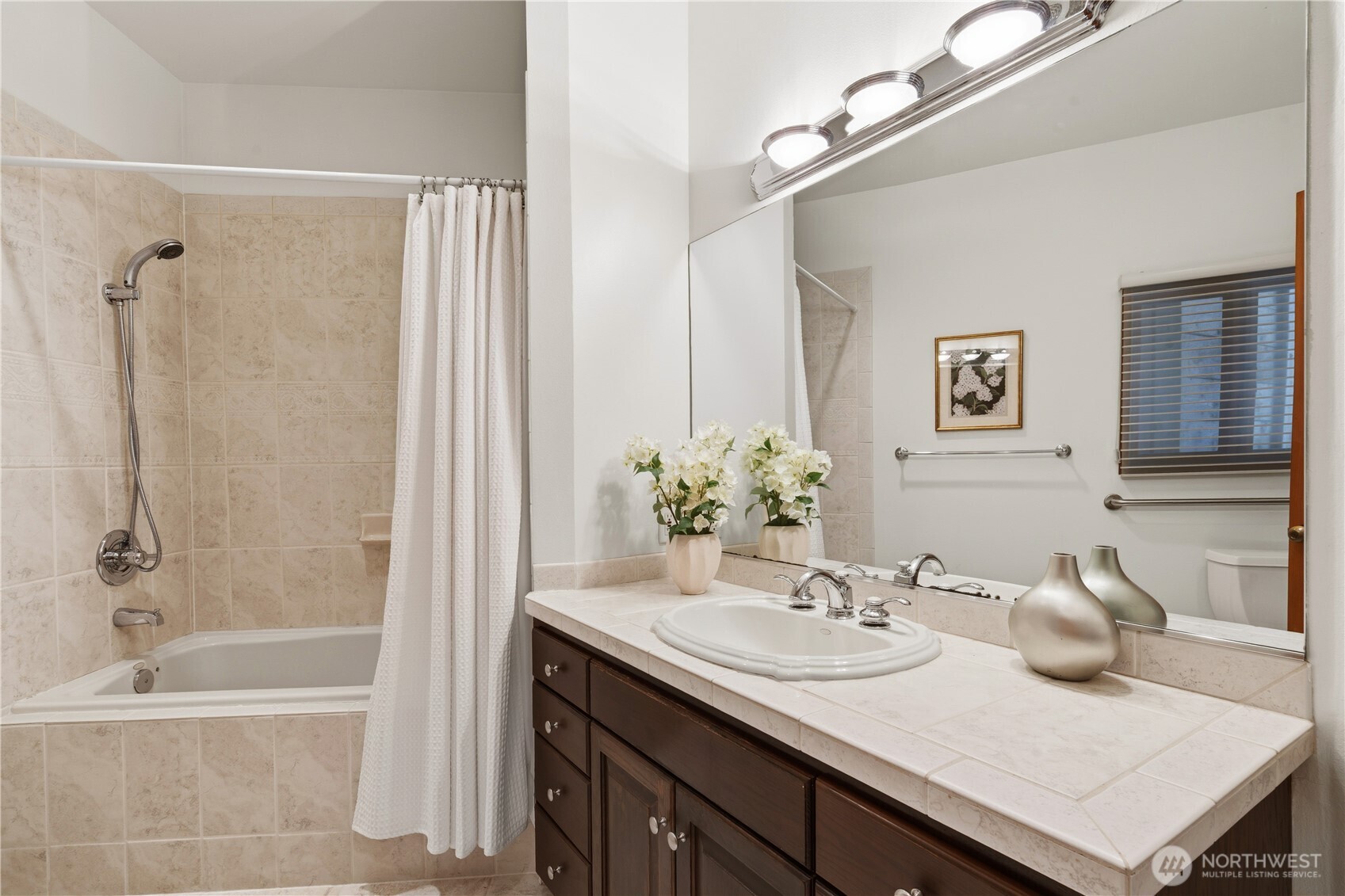 8279 West Mercer Way Mercer Island, WA 98040 - Photo 26 of 40