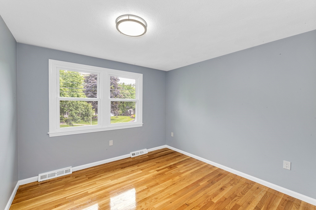 61 Cynthia Road Dedham, MA 02026 - Photo 21 of 36 Gallery Image 21