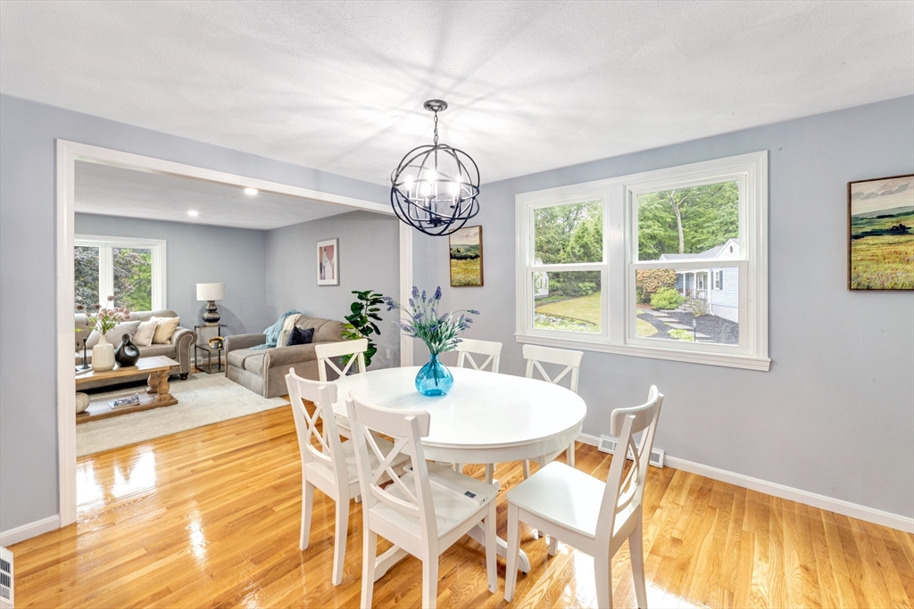 61 Cynthia Road Dedham, MA 02026 - Photo 7 of 36 Gallery Image 7