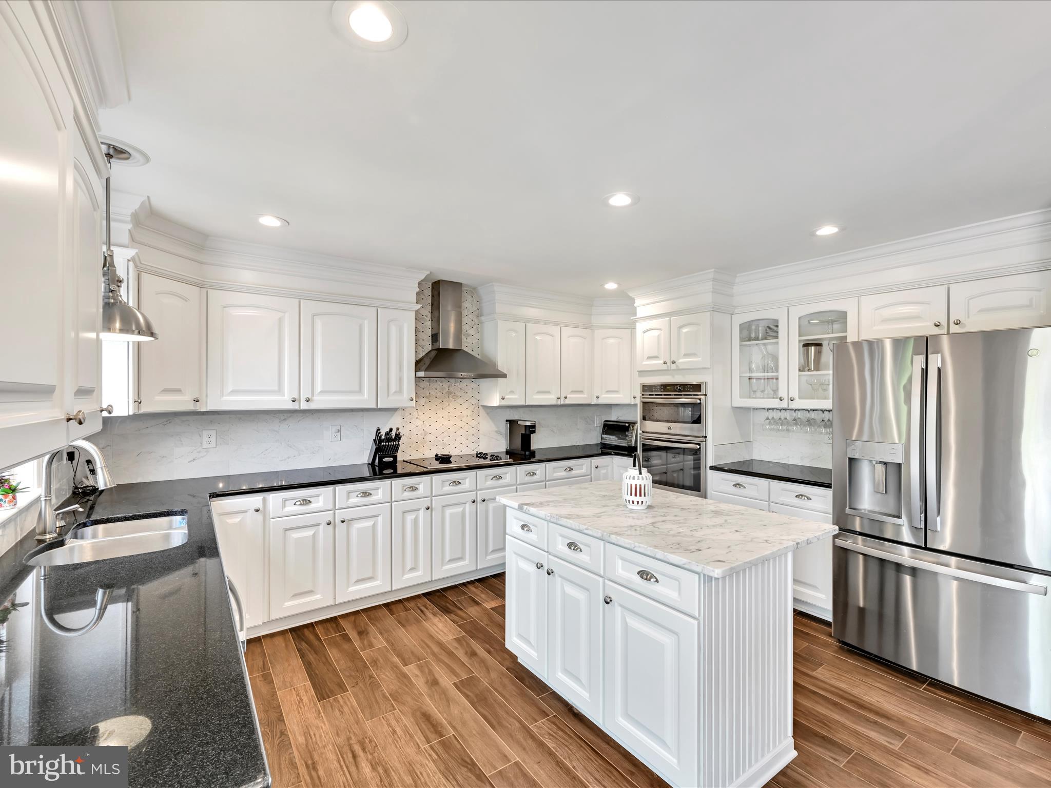 7559 Pinewild Road Seven Valleys, PA 17360 - Photo 16 of 78 Kitchen d