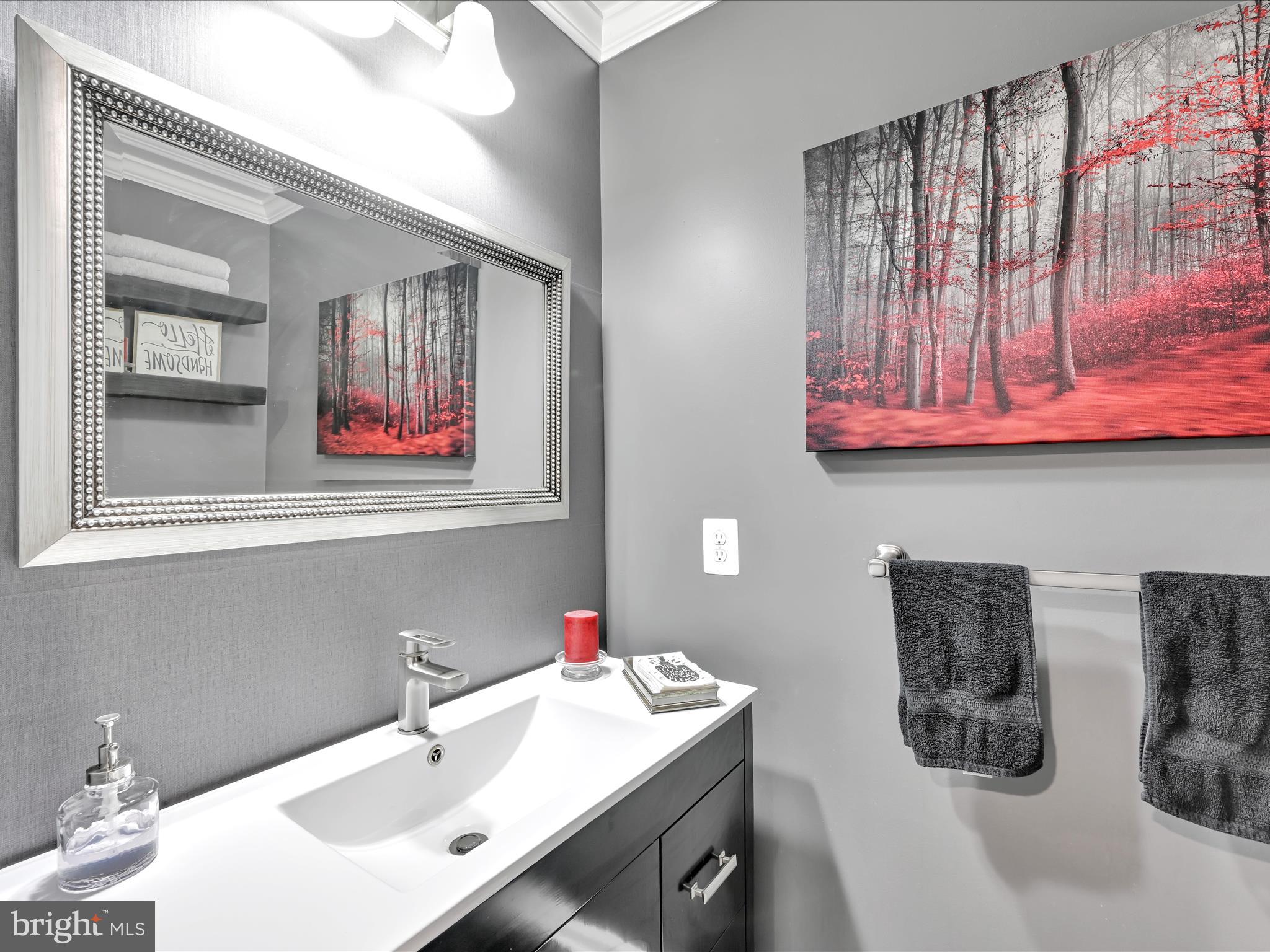7559 Pinewild Road Seven Valleys, PA 17360 - Photo 20 of 78 Half Bath