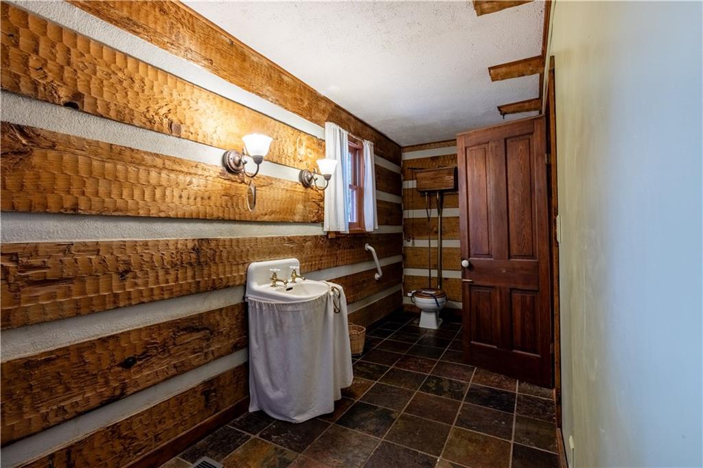 432 Melson Road Southwest Cave Spring, GA 30124 - Photo 7 of 31