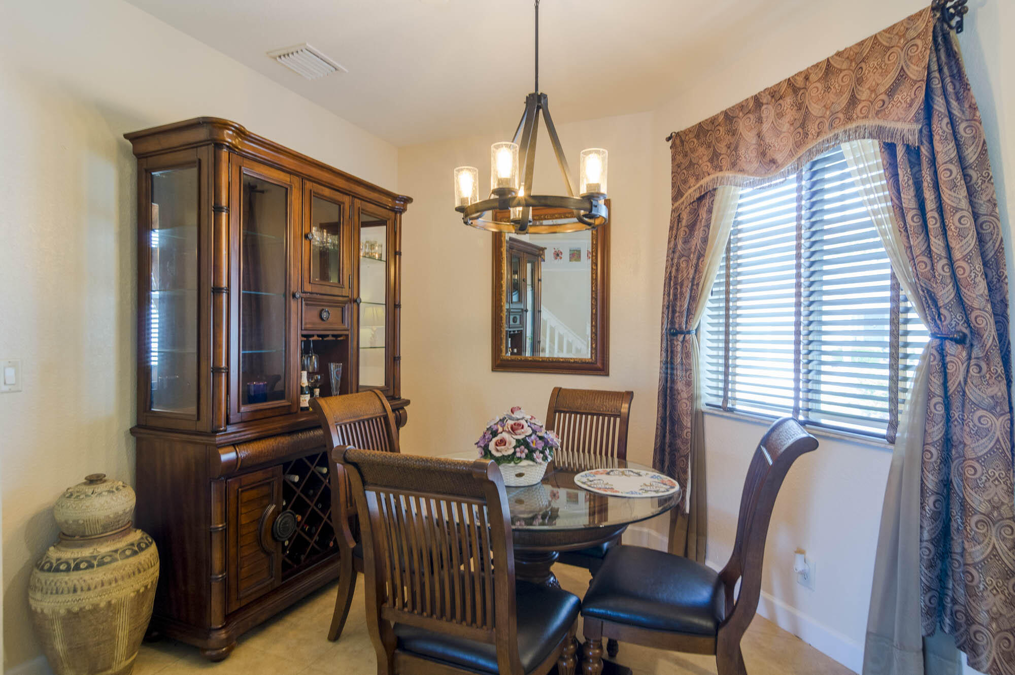 2045 Oakhurst Way Riviera Beach, FL 33404 - Photo 9 of 25 _IMG0508