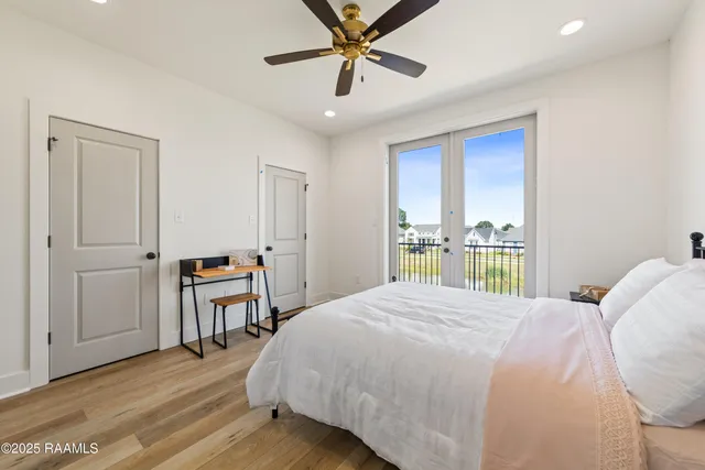 $269,000 | 315 Sandstone Avenue, Unit 202, Scott, LA 70583