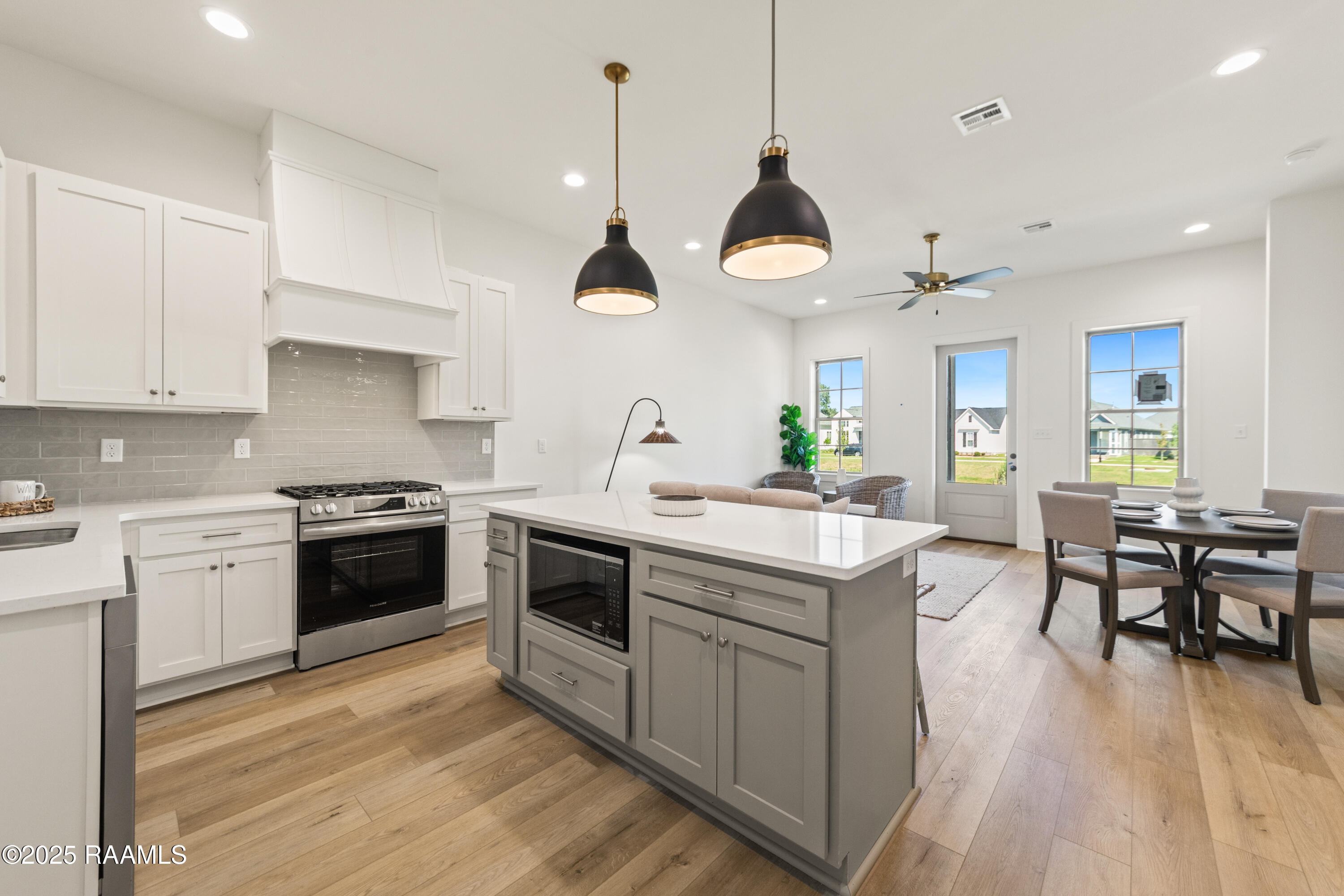 315 Sandstone Avenue, Unit 202 Scott, LA 70583 - Photo 2 of 29 315 Sandstone Unit 202-18