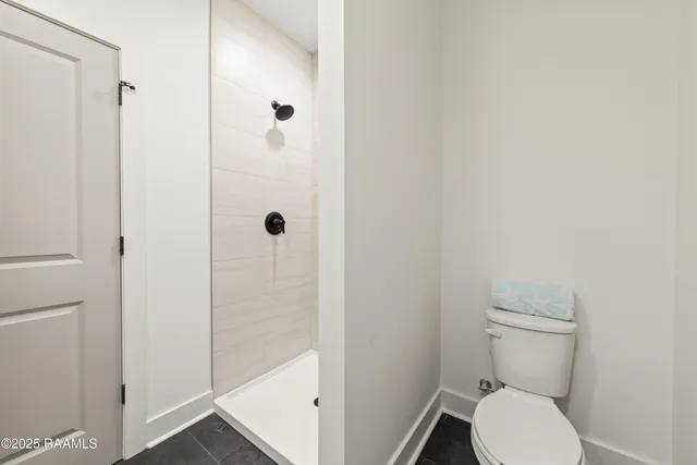 $269,000 | 315 Sandstone Avenue, Unit 202, Scott, LA 70583