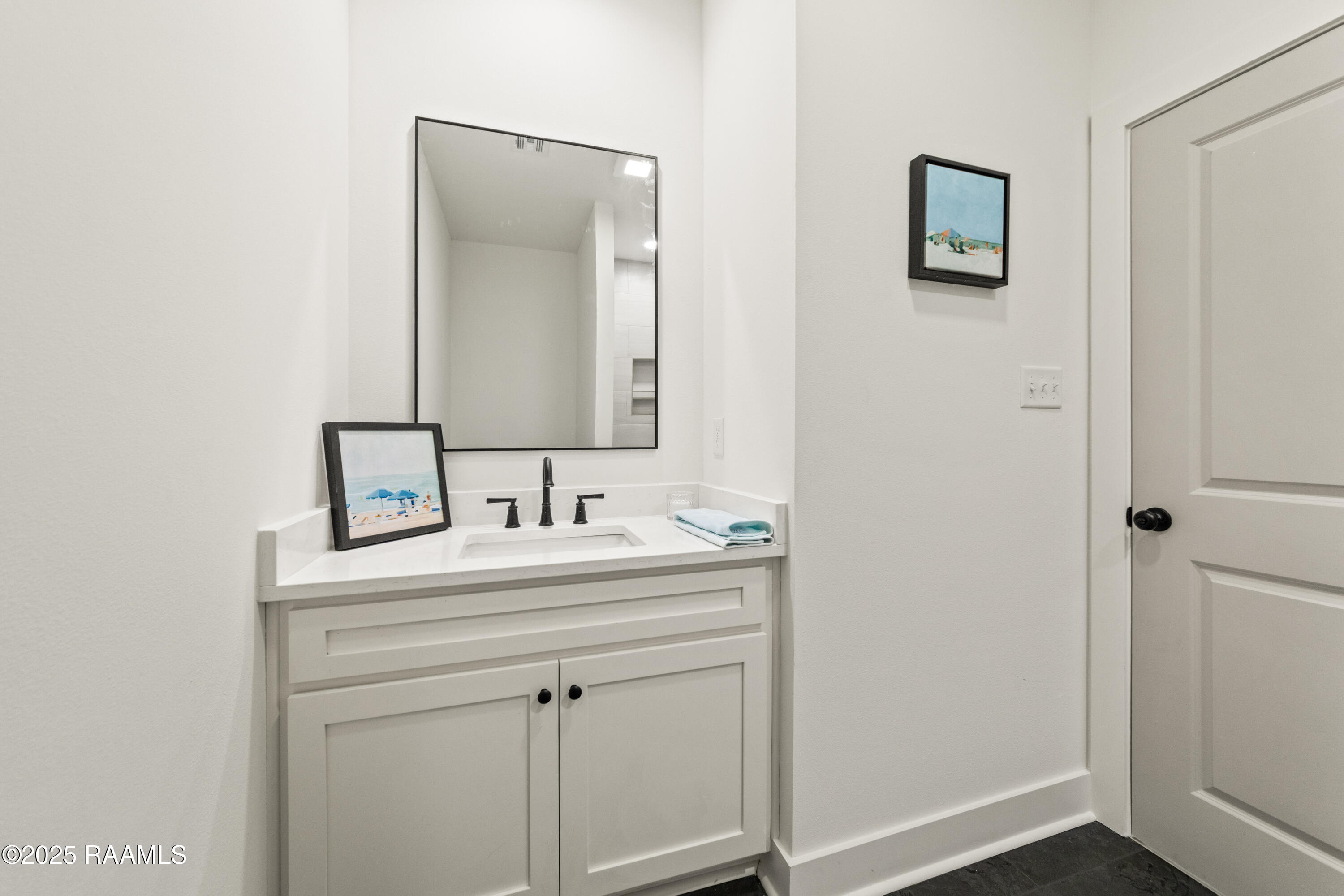 315 Sandstone Avenue, Unit 202 Scott, LA 70583 - Photo 23 of 29 315 Sandstone Unit 202-67