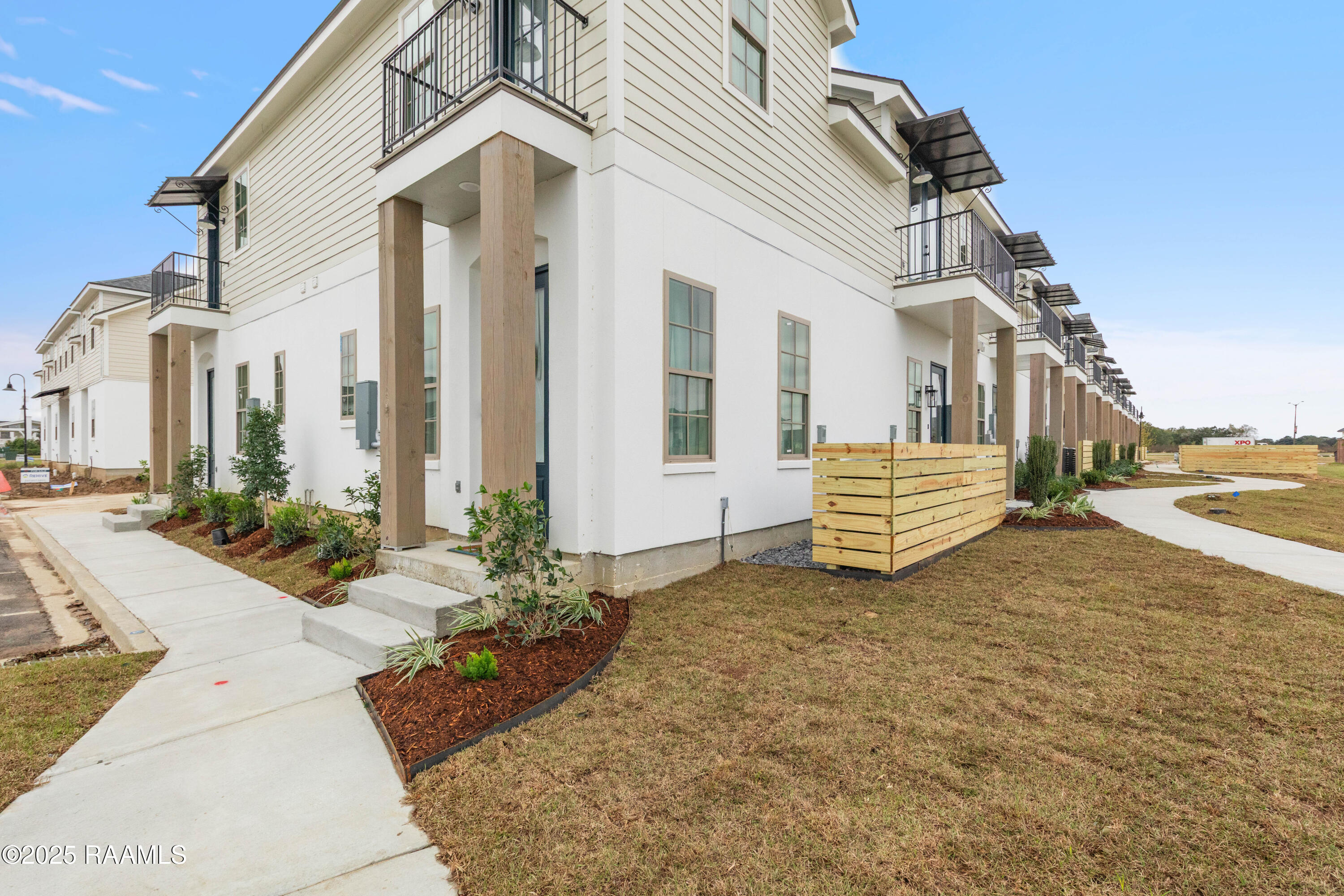 315 Sandstone Avenue, Unit 202 Scott, LA 70583 - Photo 29 of 29 200SandstoneExt-2