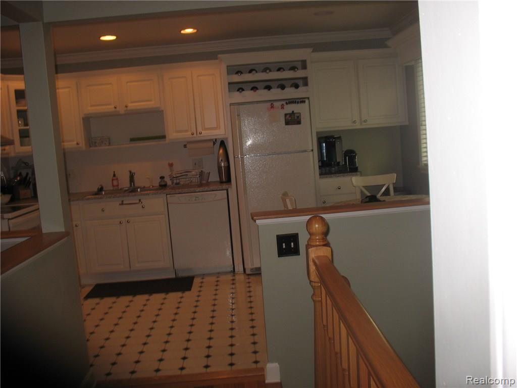 620 South Cranbrook Road Bloomfield Hills, MI 48301 - Photo 5 of 16 IMG_3012.JPG