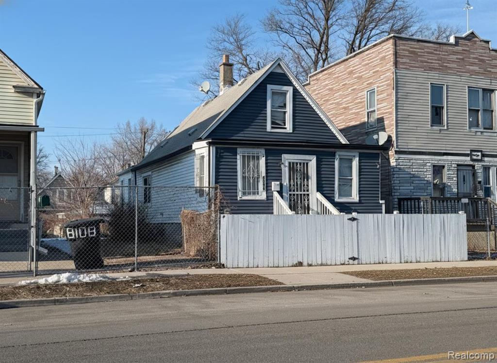 8096 Chamberlain Street Detroit, MI 48209 - Photo 2 of 10