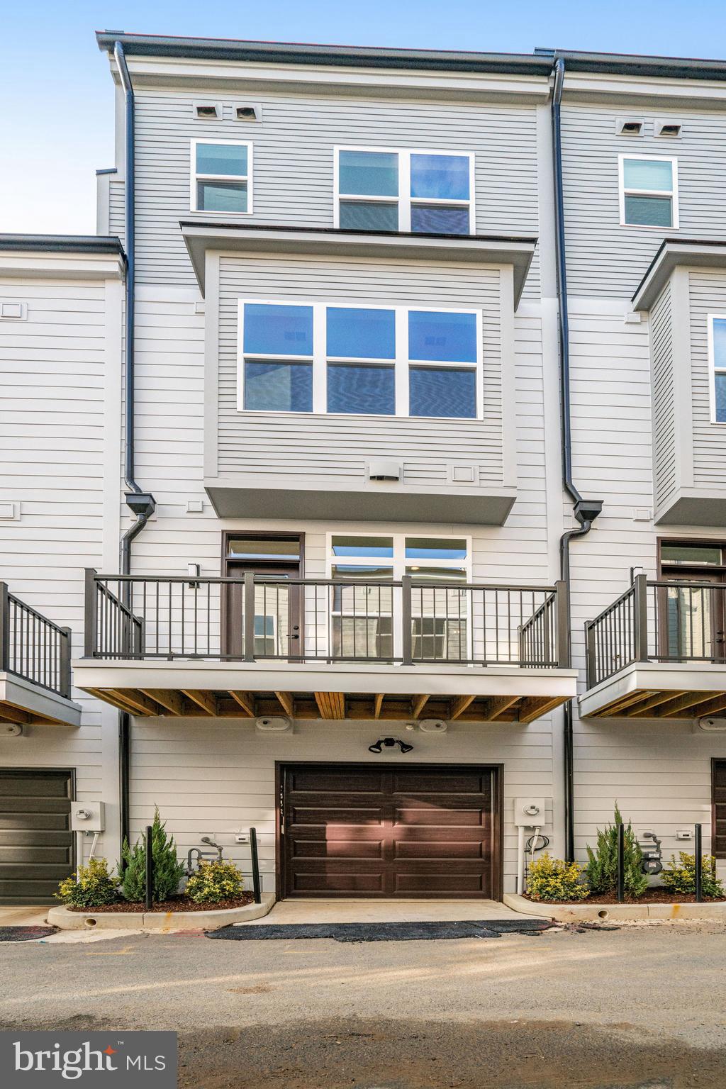 2058 Tysons Ridgeline Road Falls Church, VA 22043 - Photo 43 of 48 a front view of residential houses