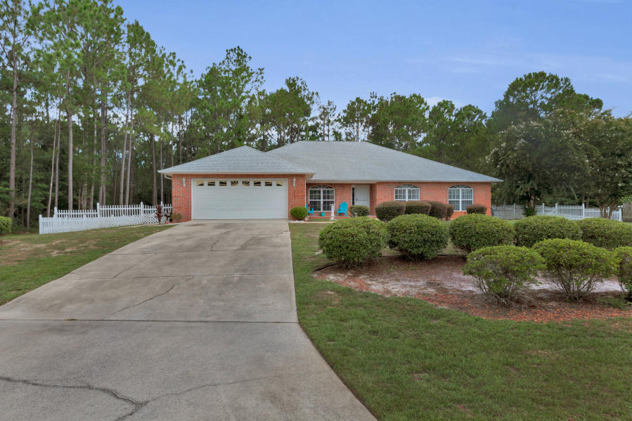 2499 Crescent Road Navarre, FL 32566 - Photo 1 of 47 20190720160739610298000000-o