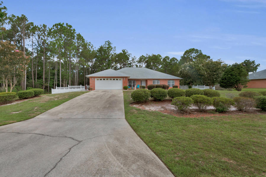 2499 Crescent Road Navarre, FL 32566 - Photo 7 of 47 20190720162357119662000000-o