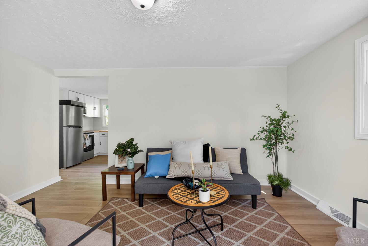 424 Rison Street Chatham, VA 24531 - Photo 5 of 34