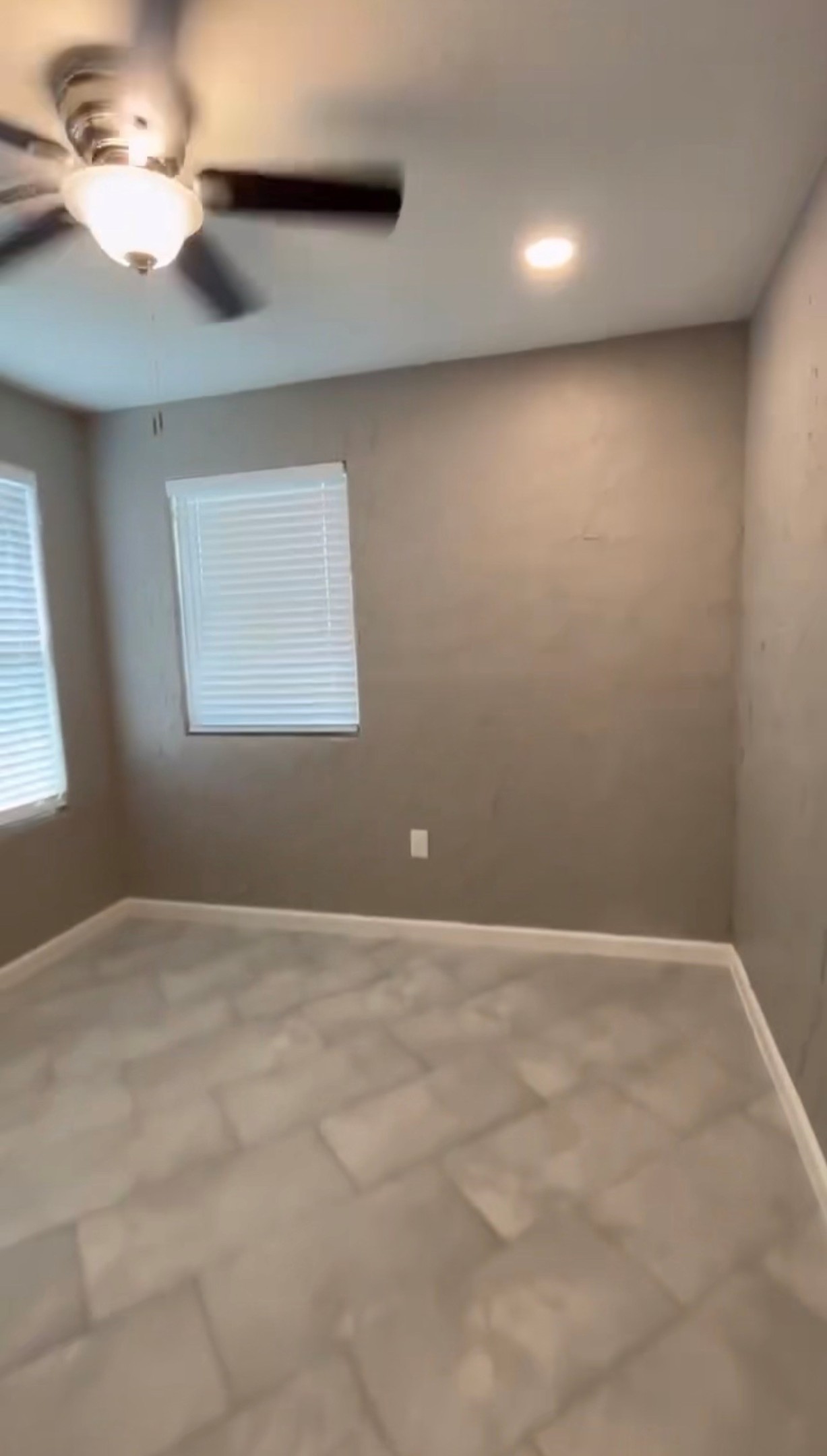 204 Forrest Trail West Columbia, TX 77486 - Photo 6 of 7 a view of an empty room with a window
