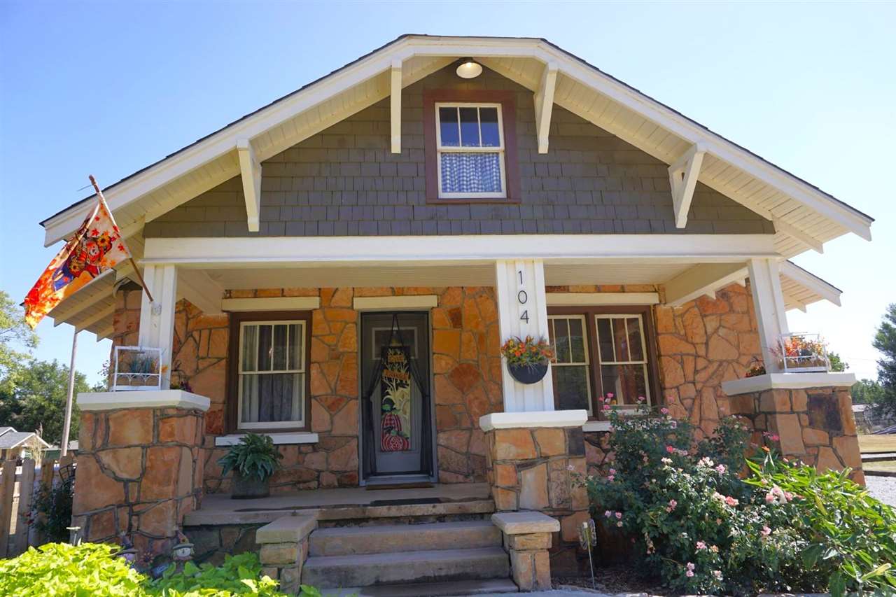 104 South 11th Street Perry, OK 73077 - Photo 5 of 47 Gallery Image 5