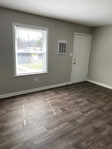 $675 | 94 Cedarcrest Drive, Unit 1, Clarksville, TN 37042