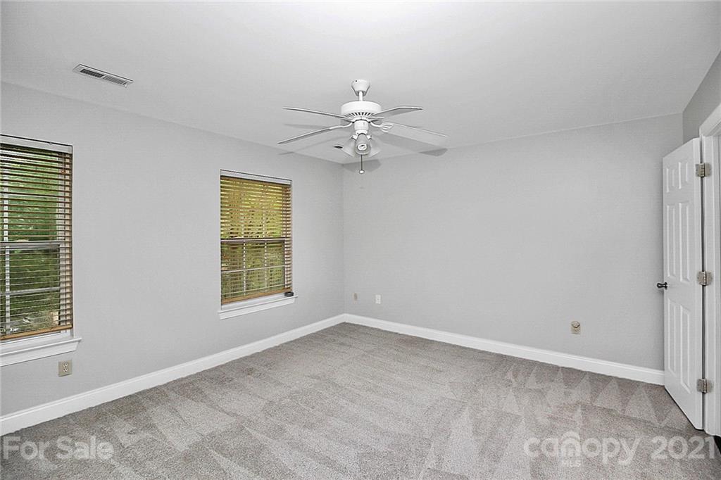 2476 Ryerson Court Charlotte, NC 28213 - Photo 13 of 37 Gallery Image 13