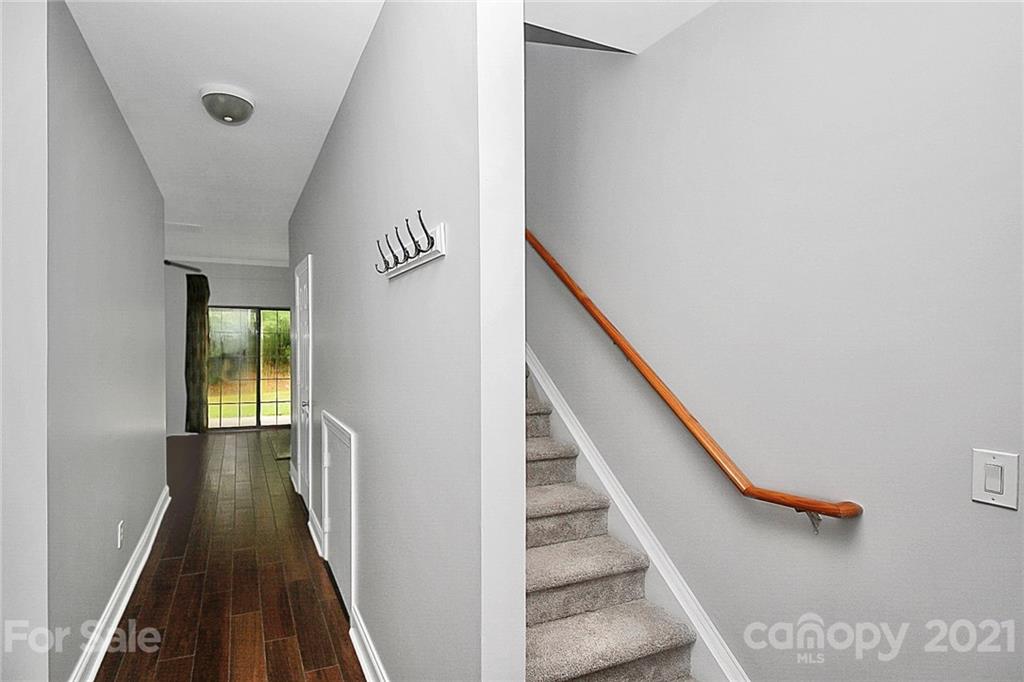 2476 Ryerson Court Charlotte, NC 28213 - Photo 5 of 37 Gallery Image 5