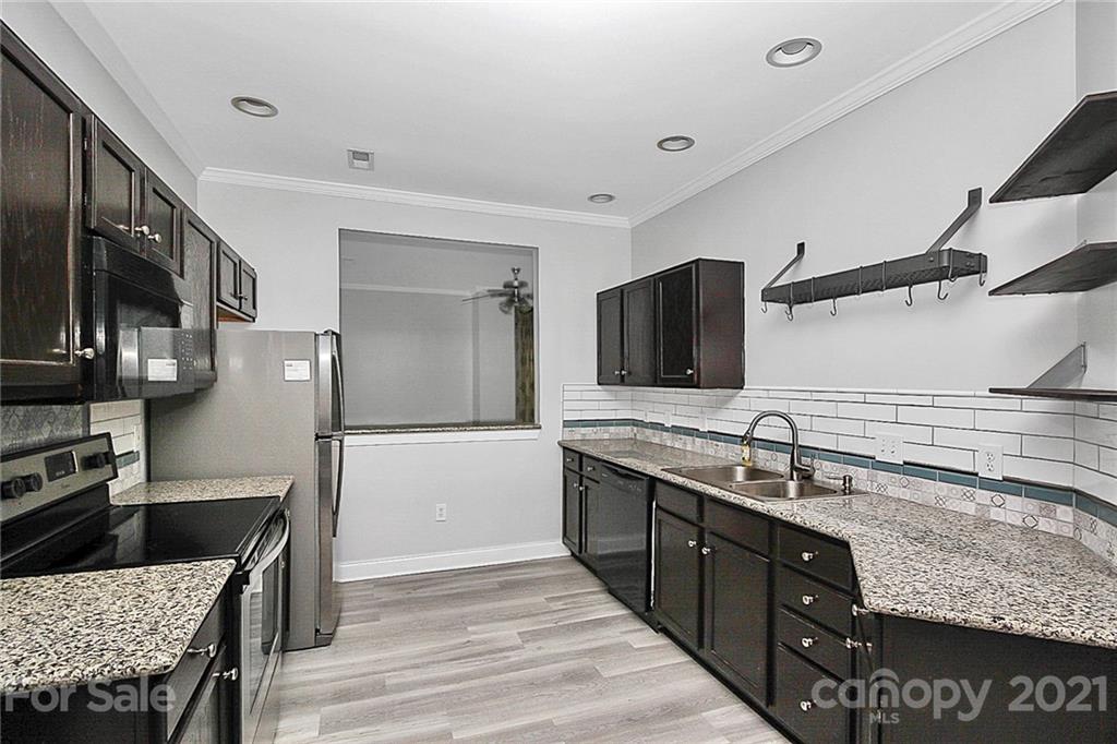 2476 Ryerson Court Charlotte, NC 28213 - Photo 10 of 37 Gallery Image 10