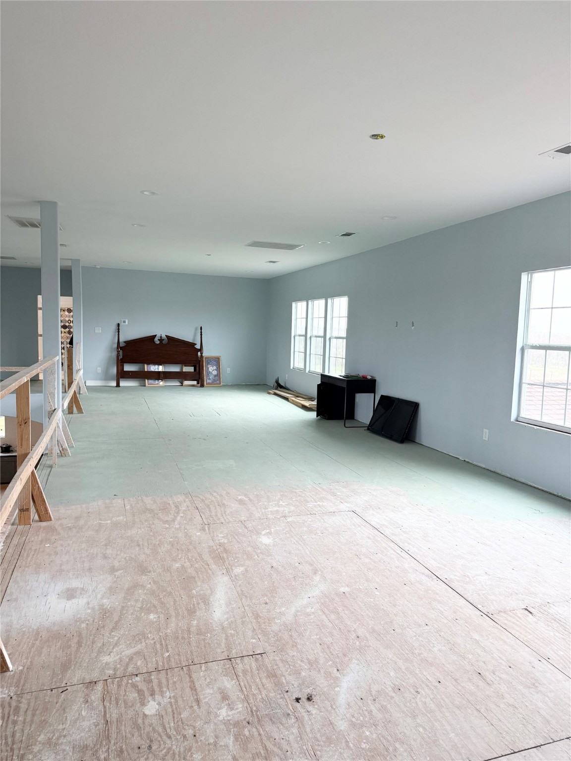 8570 Sunny Side Road Brookshire, TX 77423 - Photo 16 of 37 Very large game room; lots of room to still customize