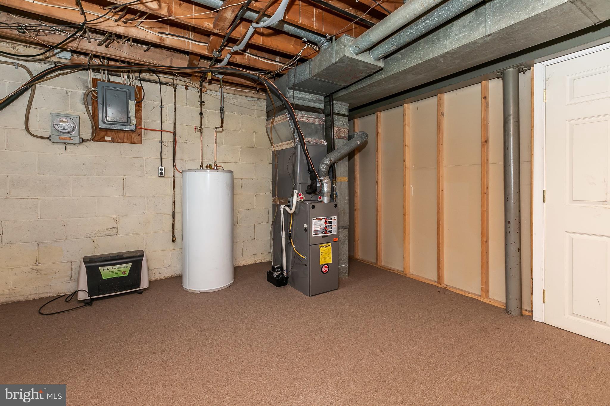 3005 Vulcan Road Baltimore, MD 21222 - Photo 17 of 20 I also have a newer HVAC System