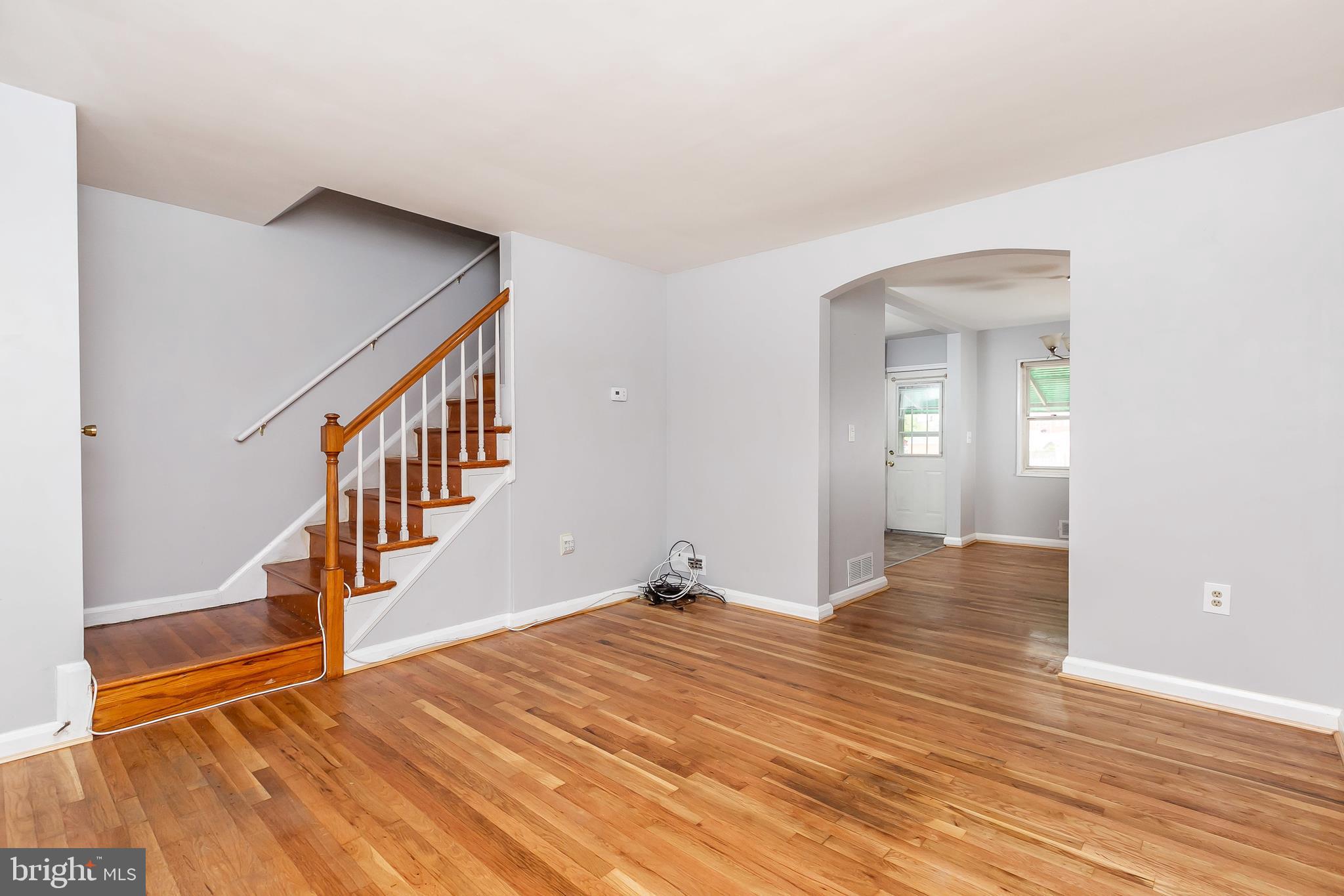 3005 Vulcan Road Baltimore, MD 21222 - Photo 6 of 20 I'm all ready to entertain you