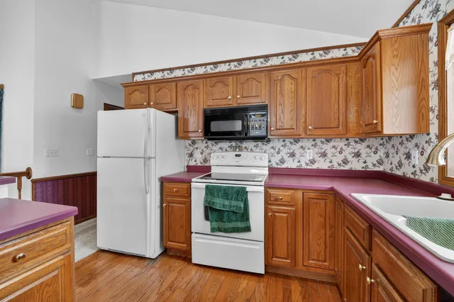 $339,900 | 885 Driftwood Drive, Brillion, WI 54110